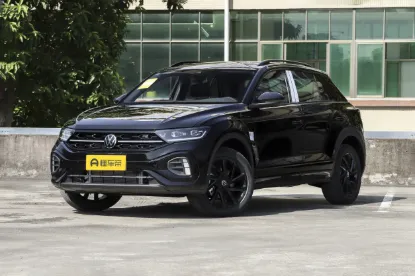 2026 VOLKSWAGEN T-ROC 300TSI DSG Édition Starlight 1.5T Automatique Full image 1
